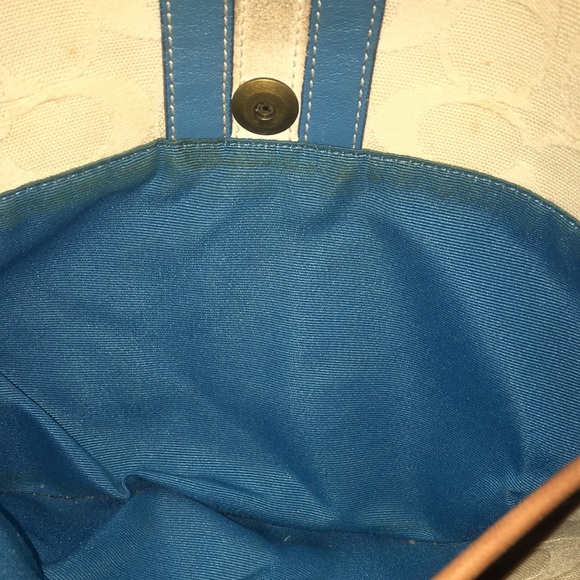 Handbag - Picture 8 of 10